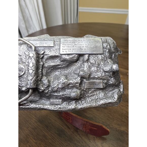 1983 Bergamot Brass Works BOWHUNTING Belt Buckle Enameled 3.25" x 2.5" With Belt - Picture 4 of 16